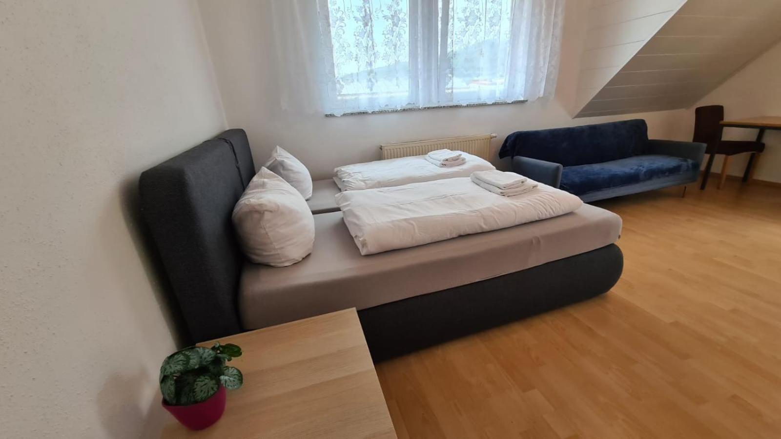 Schlafzimmer 1 Mit Top Aussicht Ueber Weilstetten Балинген Екстериор снимка